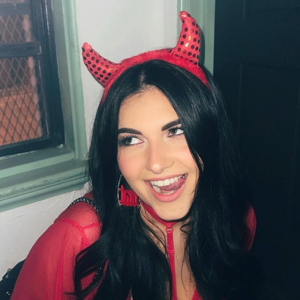 Meet your Posher, Felix